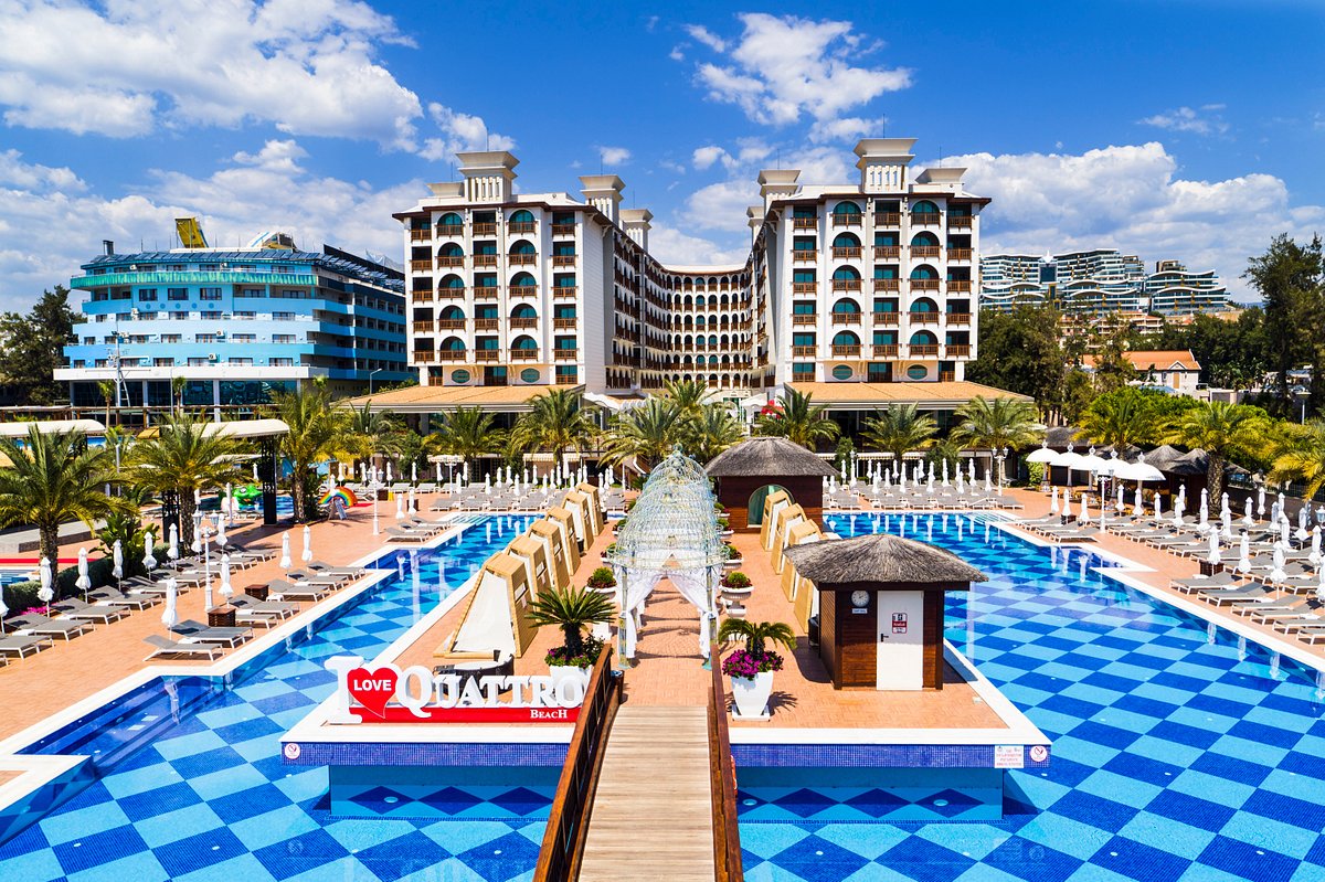 QUATTRO BEACH RESORT & SPA — Explorează lumea cu RIA TUR